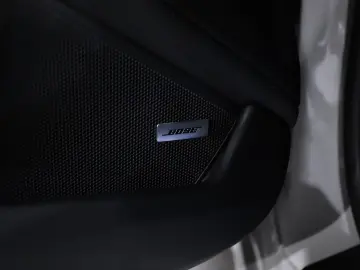 PORSCHE 911 Carrera GTS T-Hybrid 18W PASM Sitzbe HD-LED