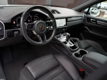 Porsche Cayenne-Coupe