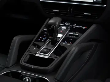 Porsche Cayenne-Coupe