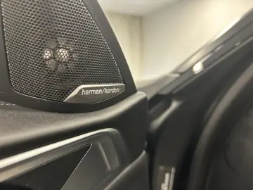 BMW M4 Competition M xDrive Cabrio Harman Kardon DAB