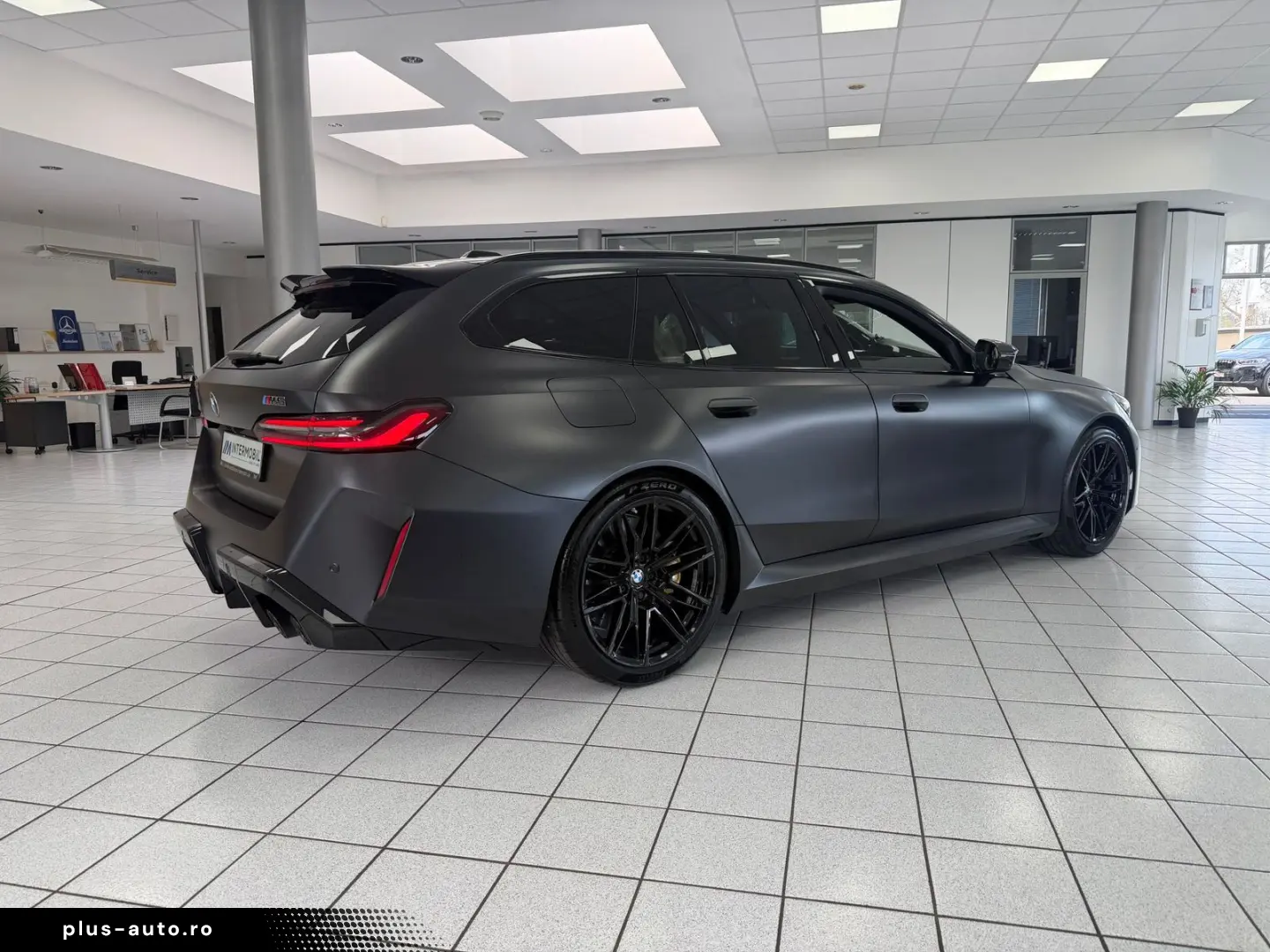 BMW M5 Touring Ultimate-Paket PANO HUD B&W ACC 360