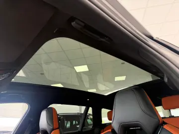 BMW M5 Touring Ultimate-Paket PANO HUD B&W ACC 360