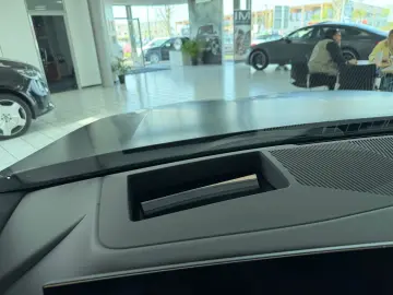 BMW M5 Touring Ultimate-Paket PANO HUD B&W ACC 360