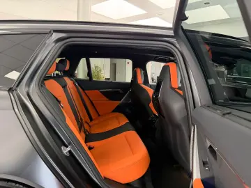 BMW M5 Touring Ultimate-Paket PANO HUD B&W ACC 360