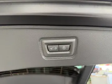 BMW M5 Touring Ultimate-Paket PANO HUD B&W ACC 360