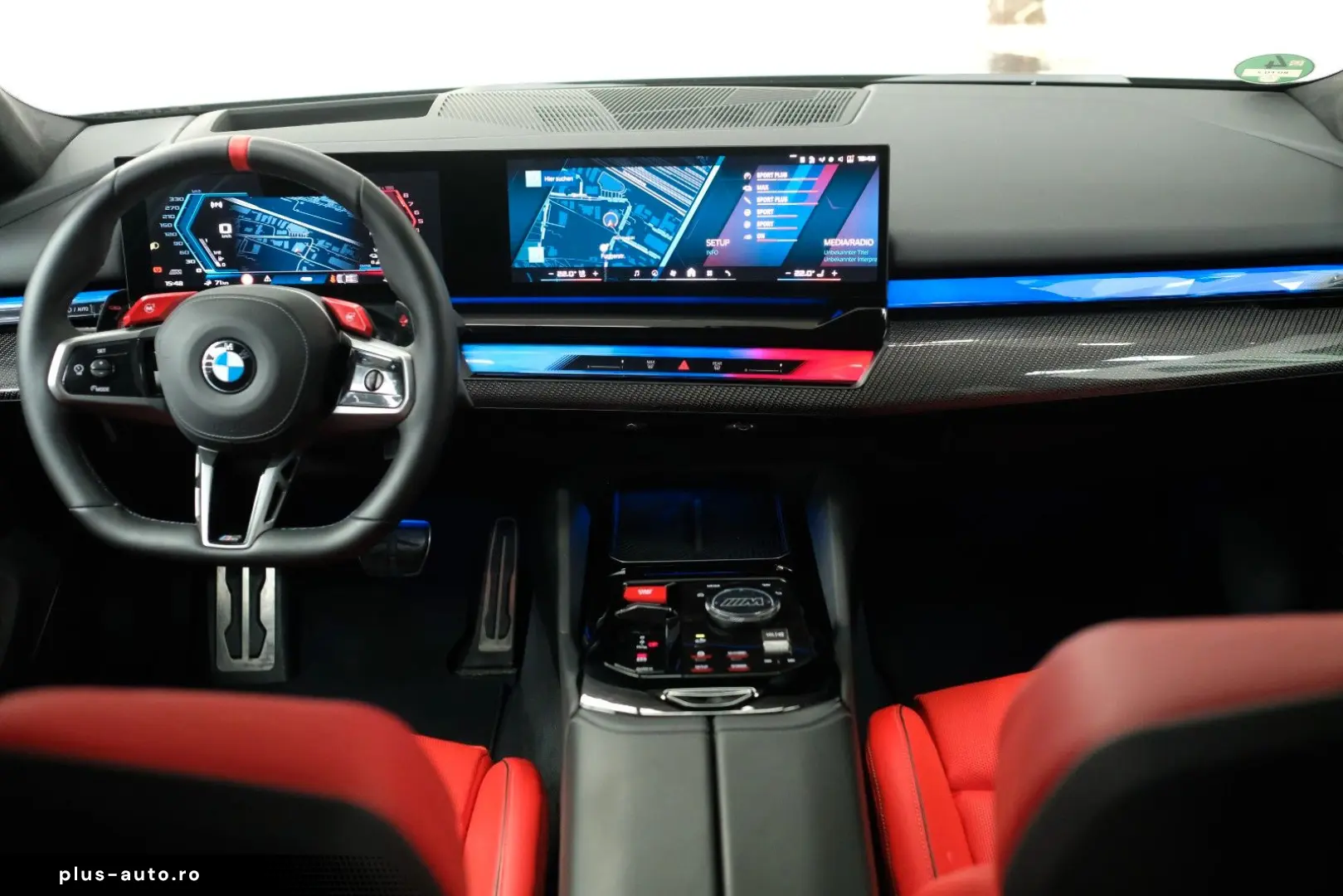 BMW M5 Touring CARBON GLOW B&W DRIVER MATT AHK