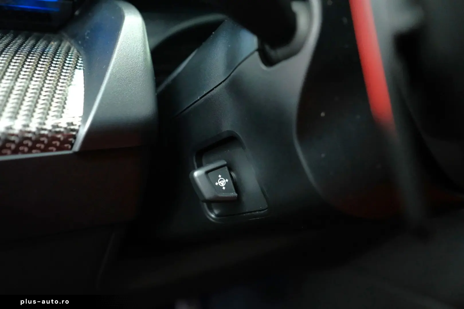 BMW M5 Touring CARBON GLOW B&W DRIVER MATT AHK