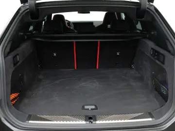 BMW M5 Touring CARBON GLOW B&W DRIVER MATT AHK