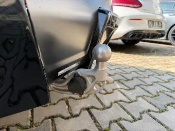 BMW M5 Touring CARBON GLOW B&W DRIVER MATT AHK