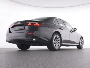 MERCEDES-BENZ E 200 4M Avantgarde LED 360  Totw Lede&hellip;