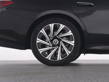 MERCEDES-BENZ E 200 4M Avantgarde LED 360  Totw Lede&hellip;