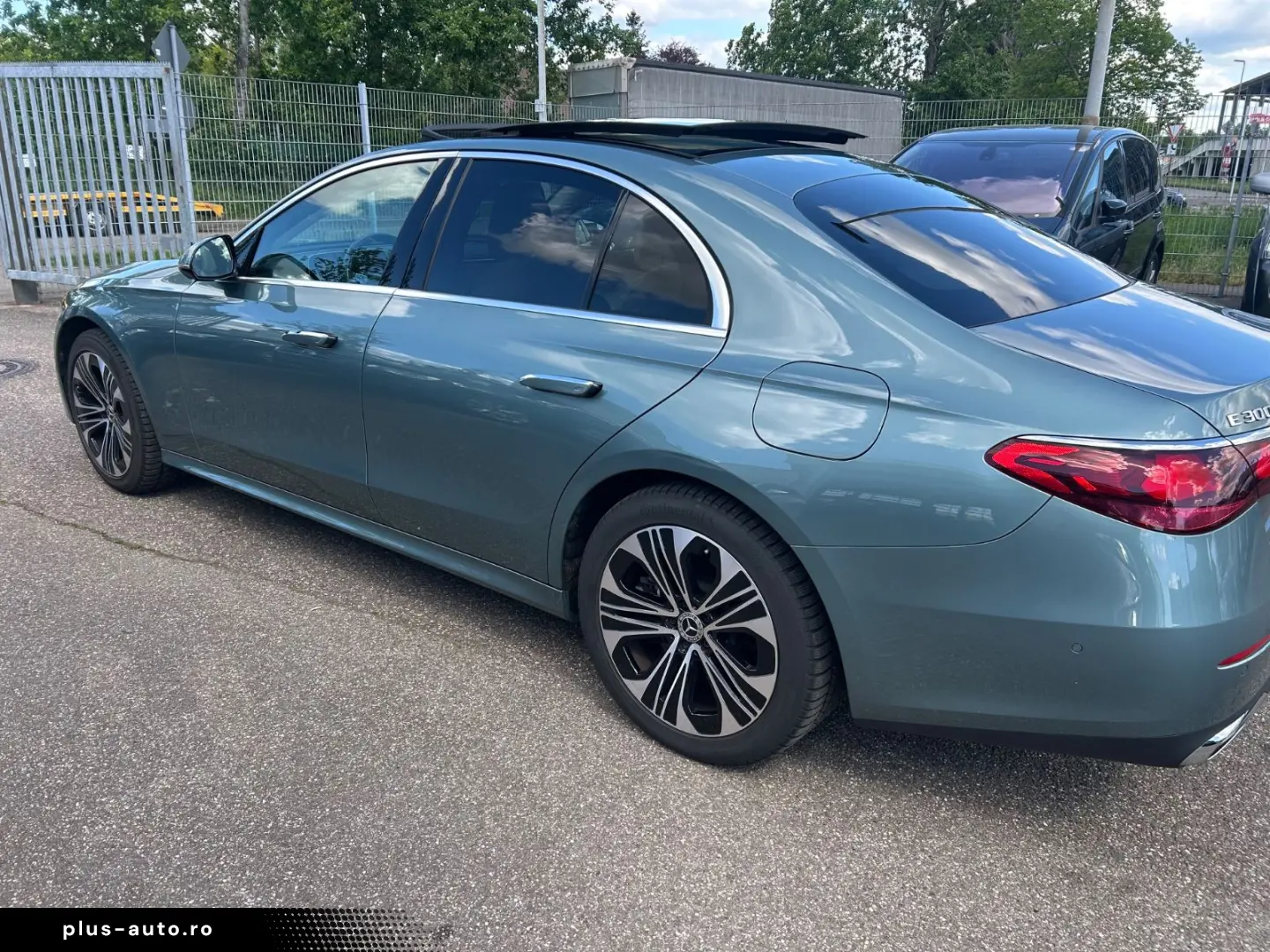 MERCEDES-BENZ E 300 E Limousine E 300 e Avantgarde A&hellip;