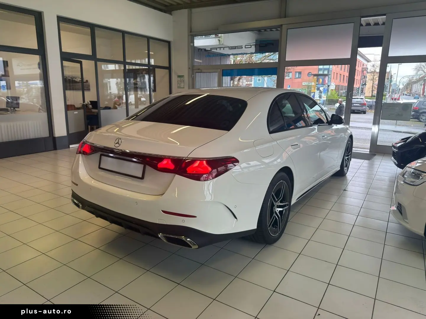 MERCEDES-BENZ E 200 AMG Line Advanced