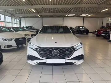 MERCEDES-BENZ E 200 AMG Line Advanced