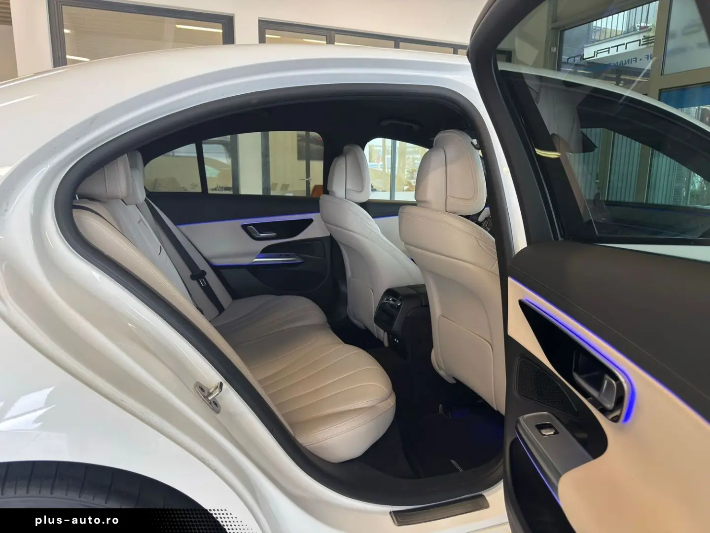 MERCEDES-BENZ E 200 AMG Line Advanced