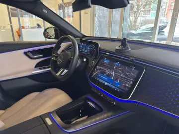 MERCEDES-BENZ E 200 AMG Line Advanced