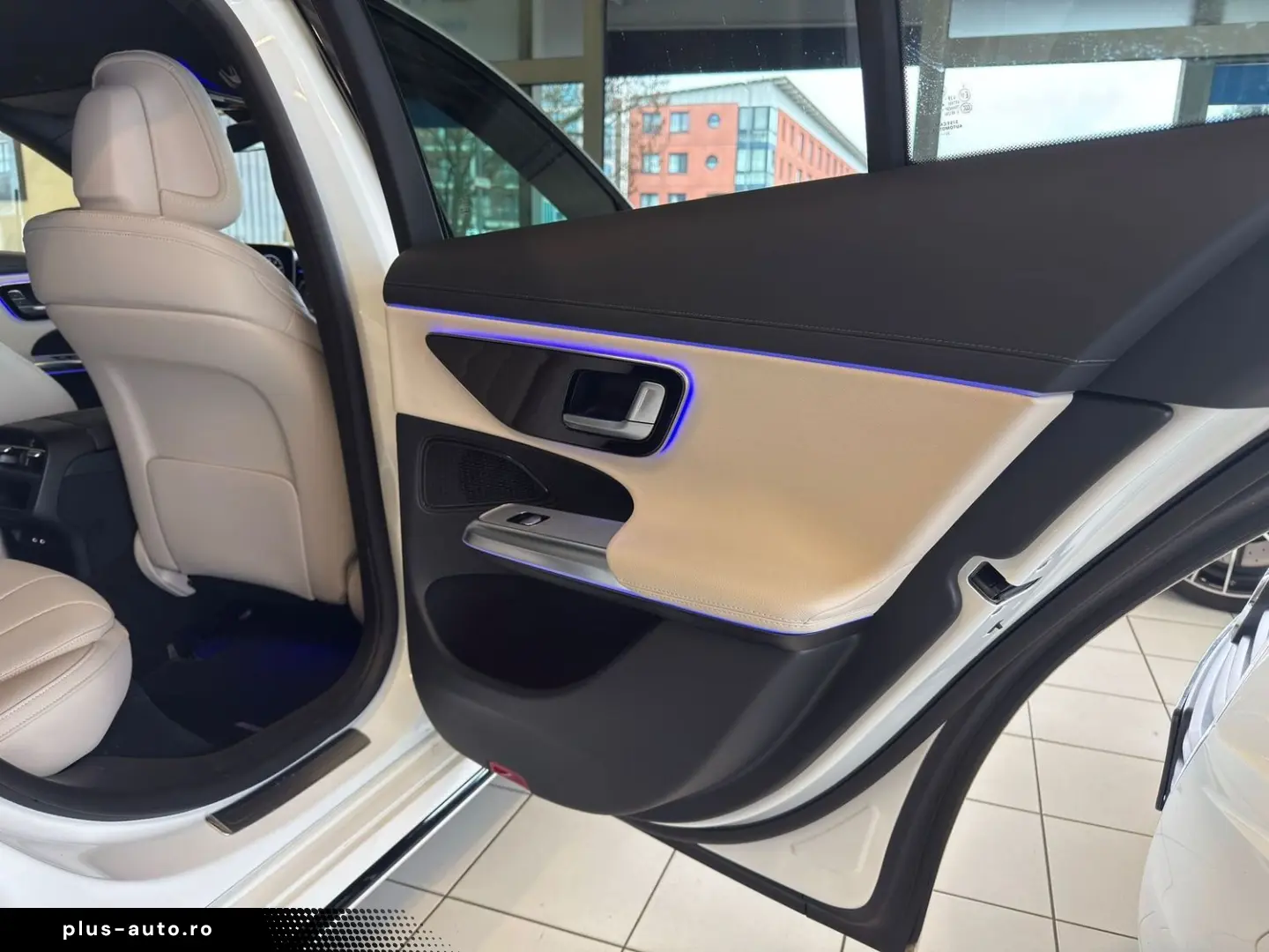 MERCEDES-BENZ E 200 AMG Line Advanced