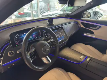 MERCEDES-BENZ E 200 AMG Line Advanced