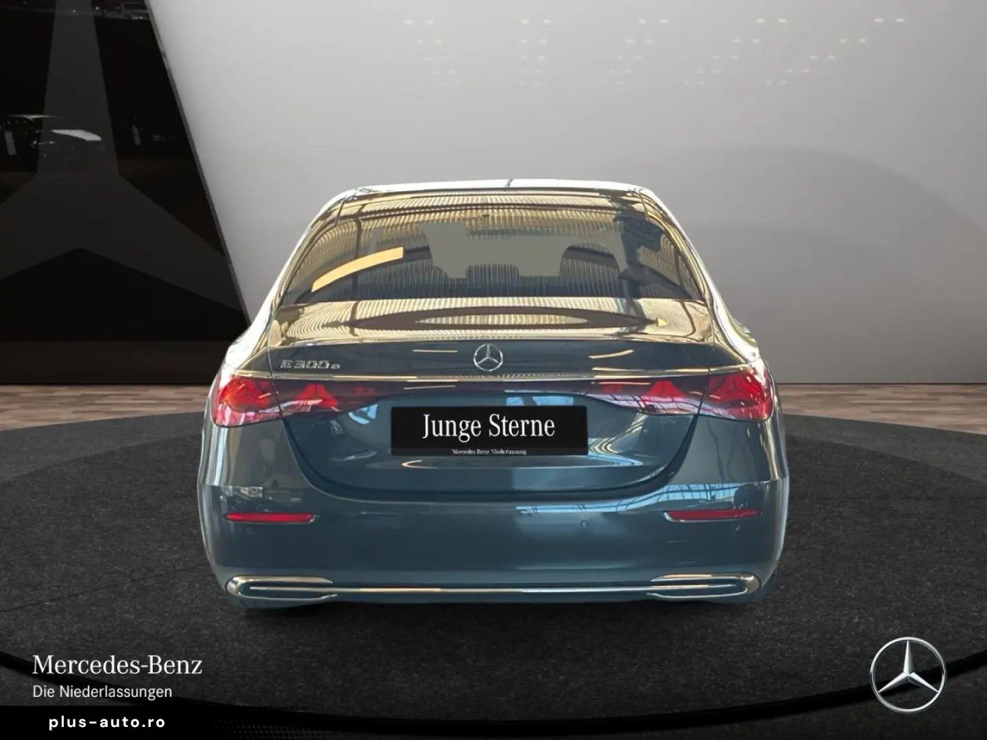 MERCEDES-BENZ E 300 e Avantgarde Advanced PANO LED D&hellip;