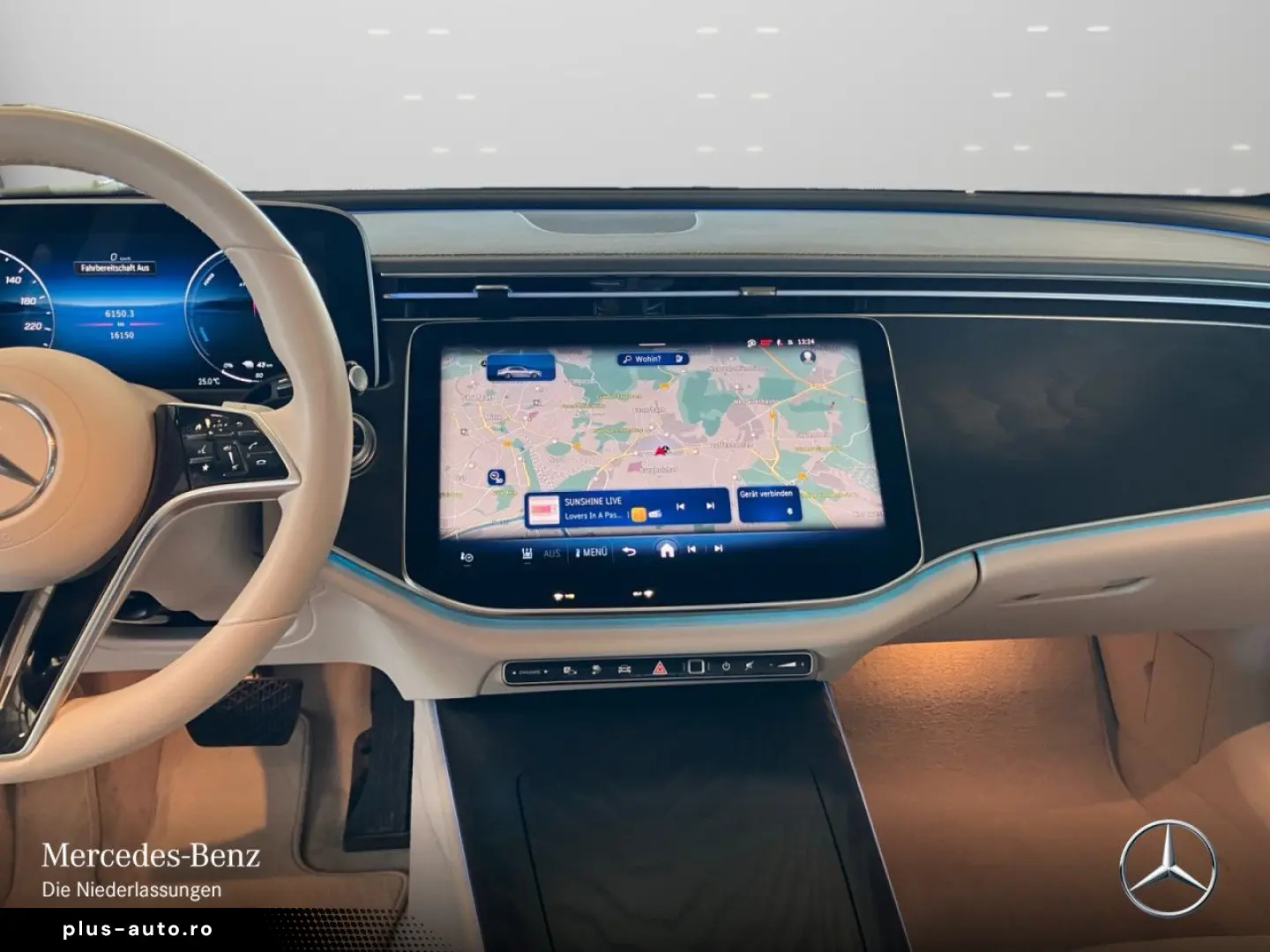 MERCEDES-BENZ E 300 e Avantgarde Advanced PANO LED D&hellip;