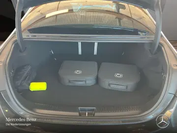 MERCEDES-BENZ E 300 e Avantgarde Advanced PANO LED D&hellip;