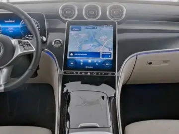 MERCEDES-BENZ GLC 300 de 4M PANORAMA AHK MEMORY KEYL&hellip;