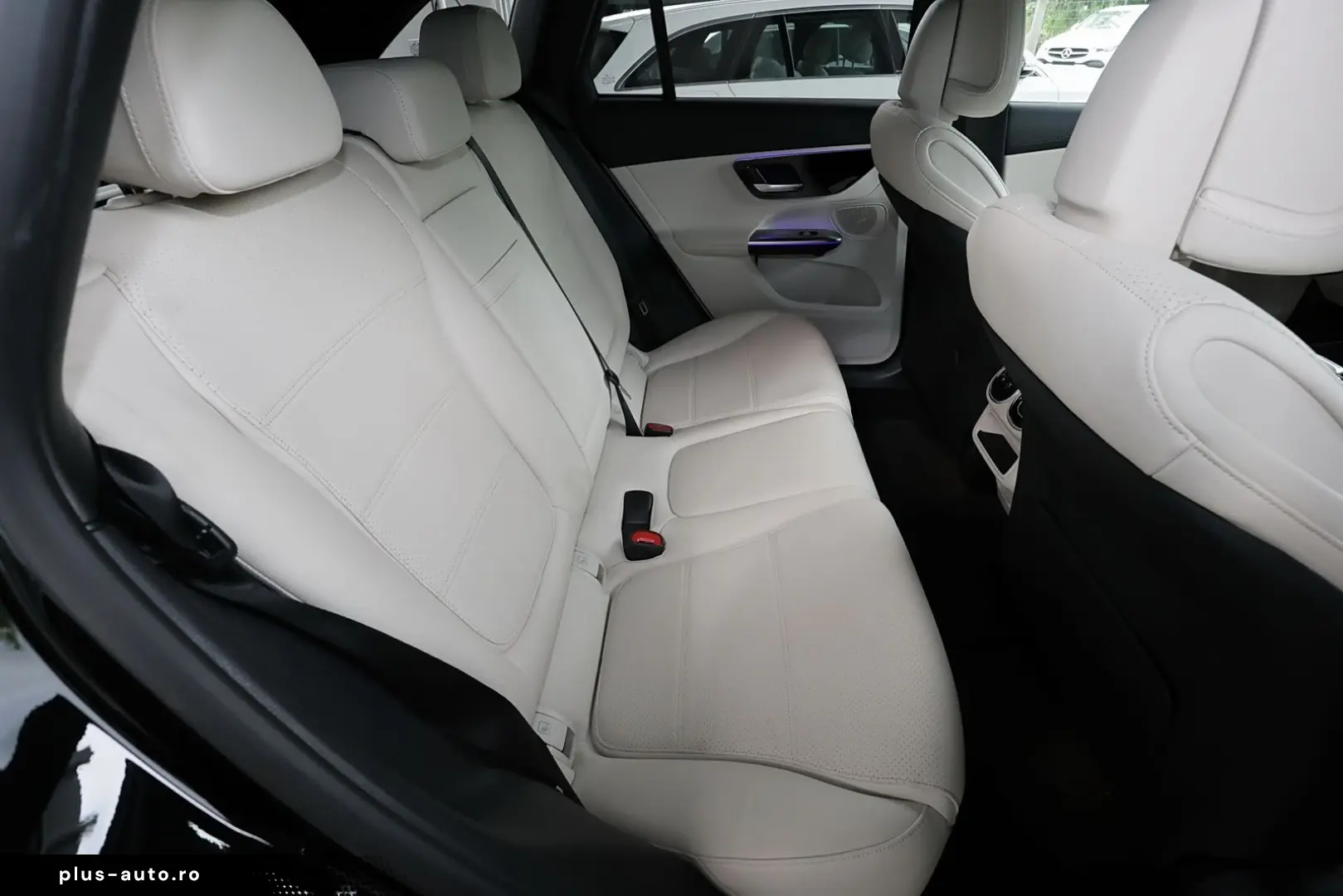 MERCEDES-BENZ GLC 300 e 4MATIC AHK DISTRO TOTWINKEL &hellip;