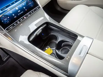 MERCEDES-BENZ GLC 300 de Edition Avantgarde 4MATIC A&hellip;