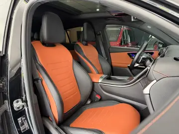 MERCEDES-BENZ GLC 300de 4M Coupe AMG PANO HEADUP MEM&hellip;