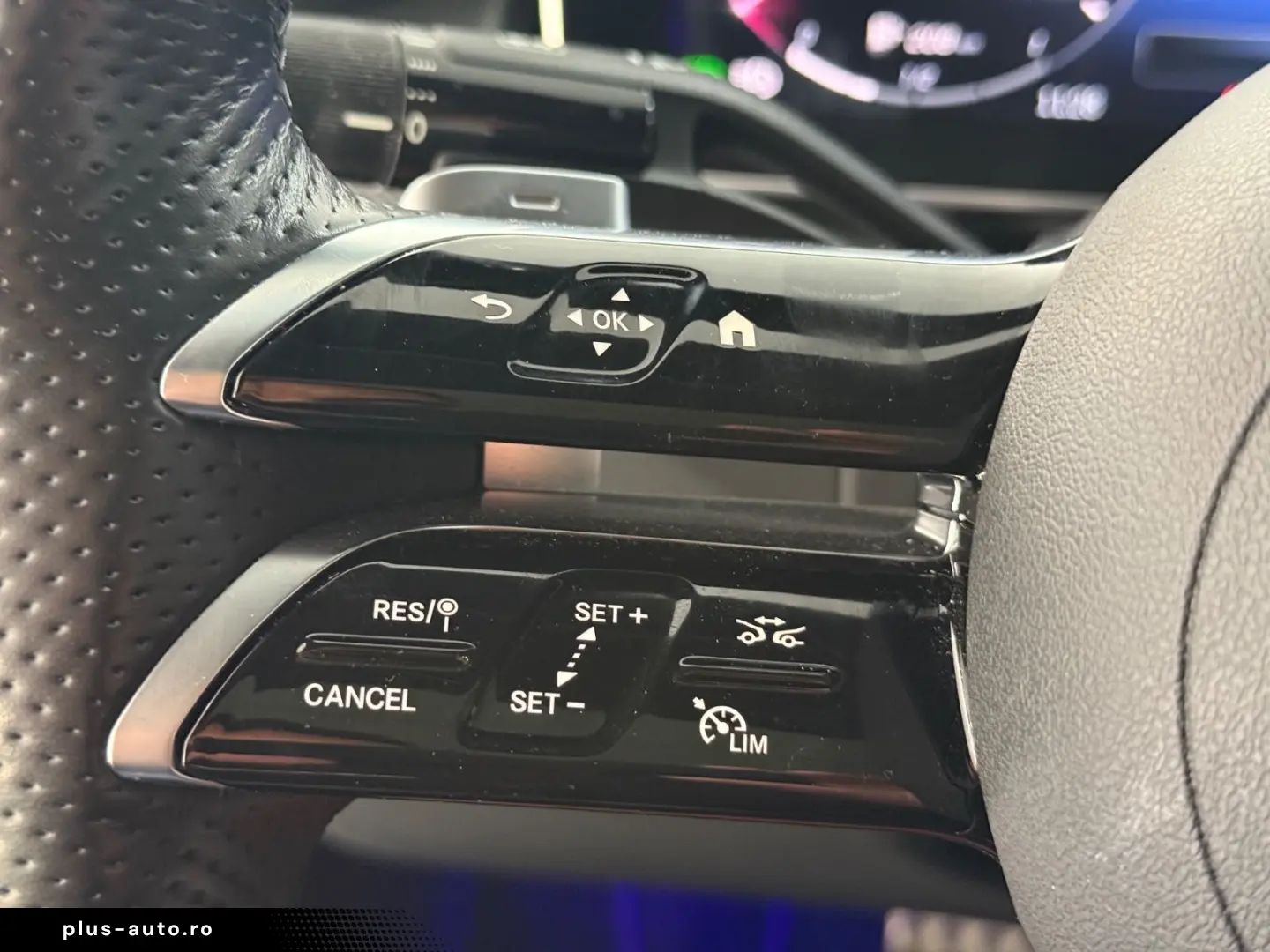 MERCEDES-BENZ GLC 300de 4M Coupe AMG PANO HEADUP MEM&hellip;