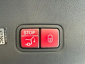 MERCEDES-BENZ GLC 300de 4M Coupe AMG PANO HEADUP MEM&hellip;