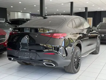 MERCEDES-BENZ GLC 300de 4M Coupe AMG PANO HEADUP MEM&hellip;
