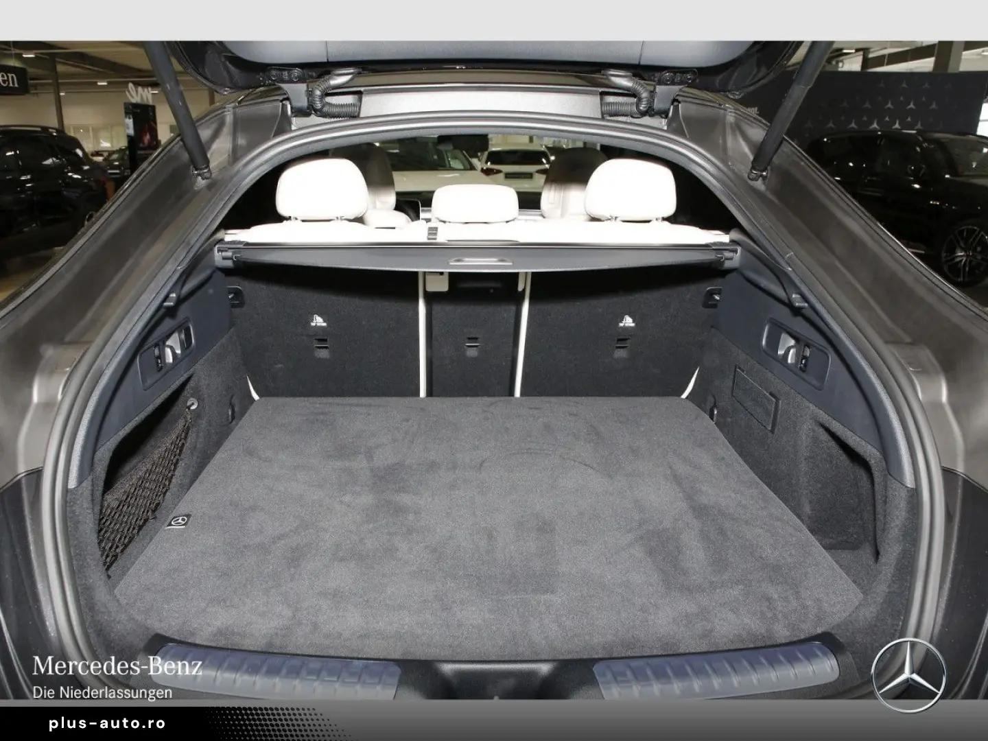 MERCEDES-BENZ GLC 300 de 4M Cp Avantg Premium  HeadU&hellip;