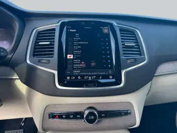 VOLVO XC90 B5 B AWD Core Vapour Leder 20''&hellip;