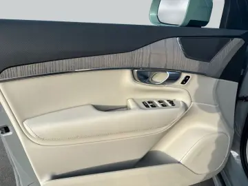 VOLVO XC90 B5 B AWD Core Vapour Leder 20''&hellip;