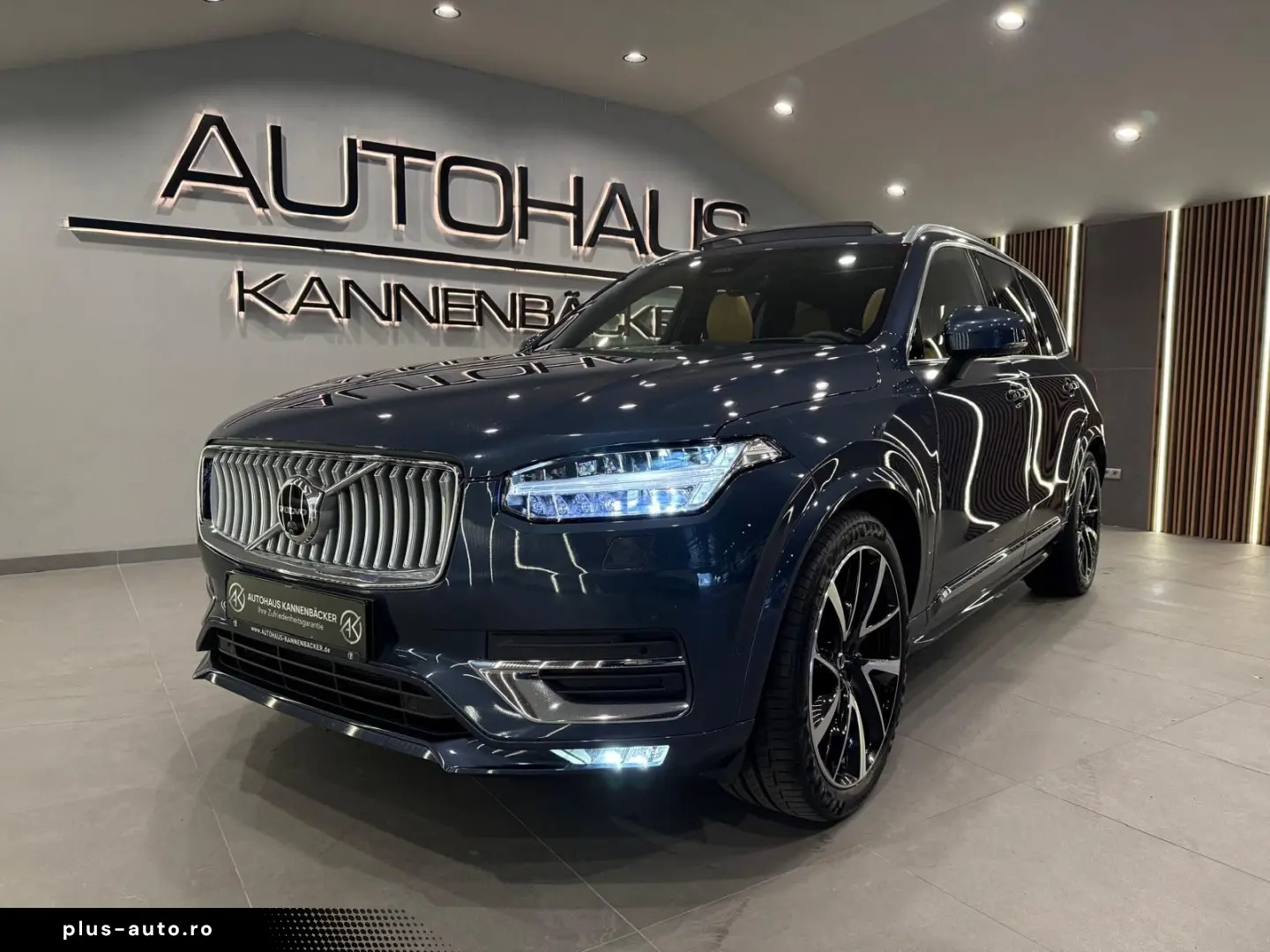 VOLVO XC90 Ultimate Bright AWD PANO MASSAGE LUFT