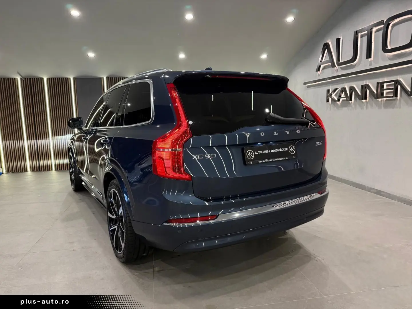 VOLVO XC90 Ultimate Bright AWD PANO MASSAGE LUFT