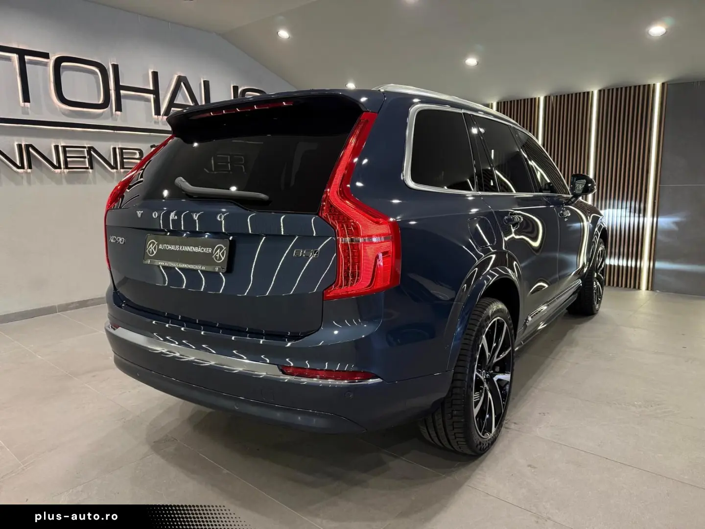 VOLVO XC90 Ultimate Bright AWD PANO MASSAGE LUFT