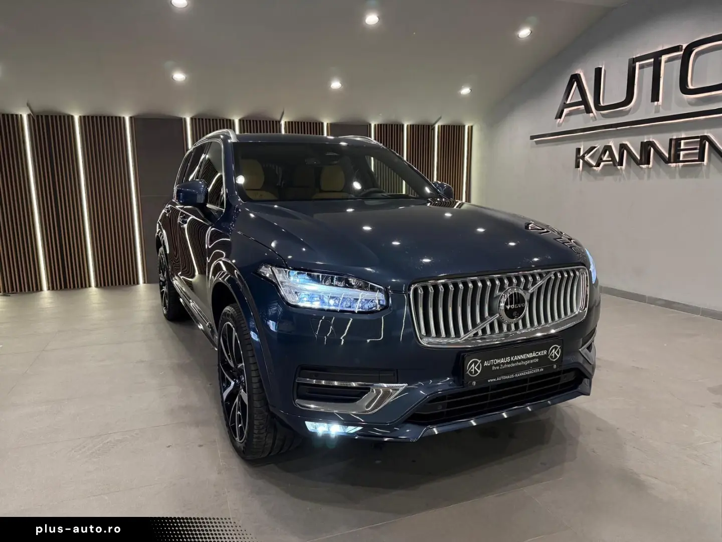 VOLVO XC90 Ultimate Bright AWD PANO MASSAGE LUFT