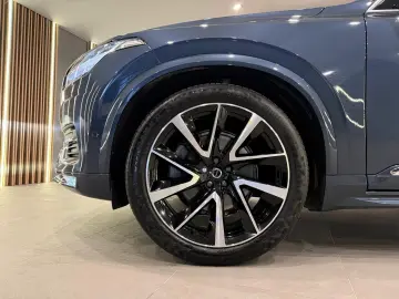 VOLVO XC90 Ultimate Bright AWD PANO MASSAGE LUFT