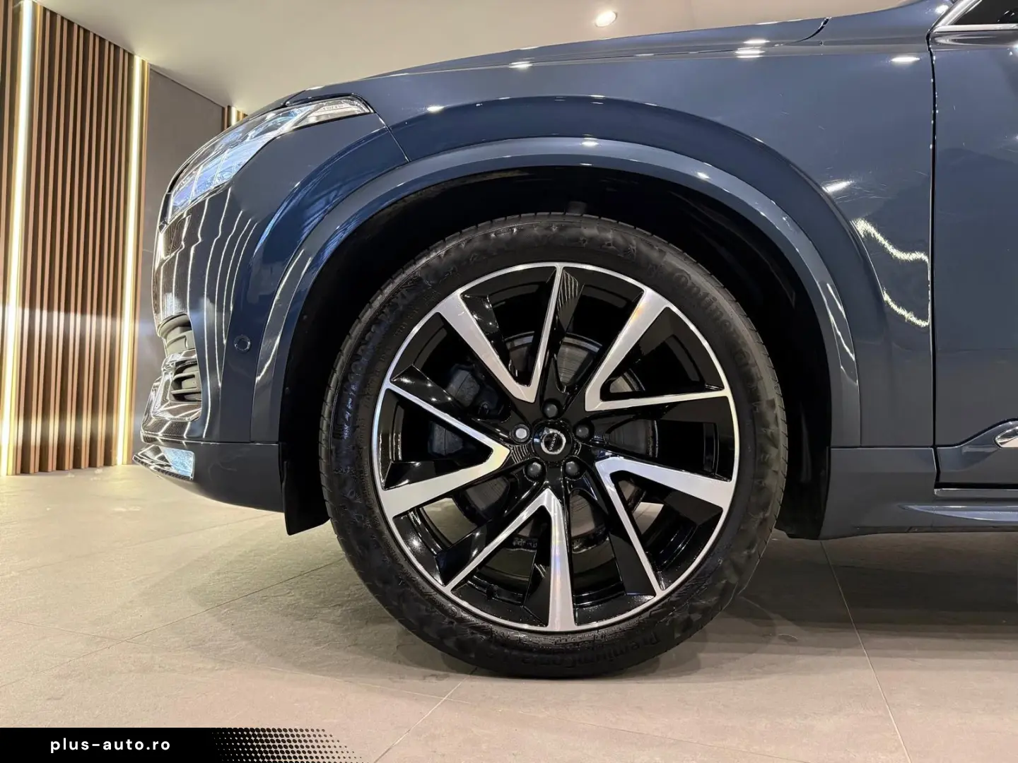 VOLVO XC90 Ultimate Bright AWD PANO MASSAGE LUFT