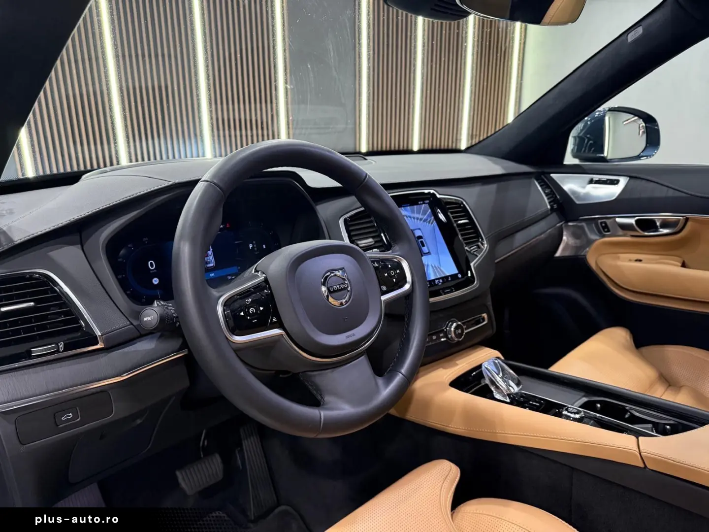 VOLVO XC90 Ultimate Bright AWD PANO MASSAGE LUFT