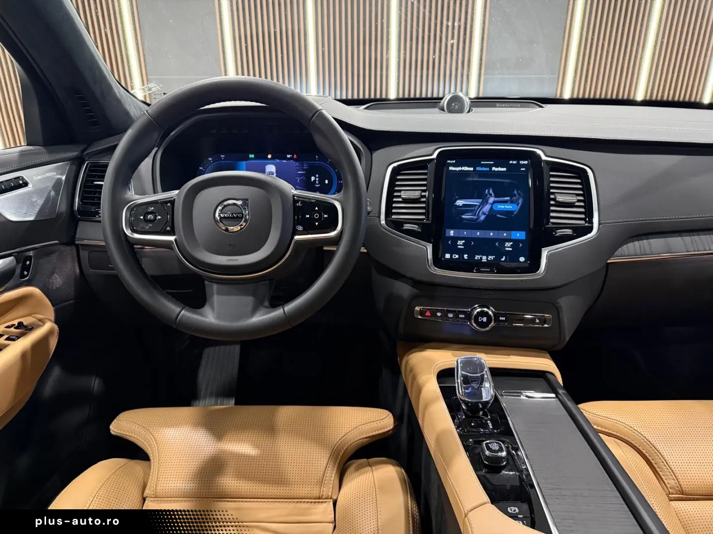 VOLVO XC90 Ultimate Bright AWD PANO MASSAGE LUFT