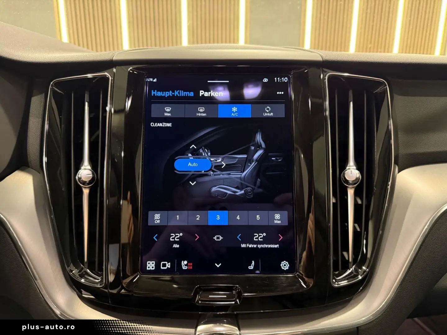 VOLVO XC90 Ultimate Bright AWD PANO MASSAGE LUFT