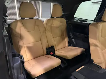 VOLVO XC90 Ultimate Bright AWD PANO MASSAGE LUFT