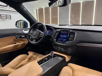 VOLVO XC90 Ultimate Bright AWD PANO MASSAGE LUFT