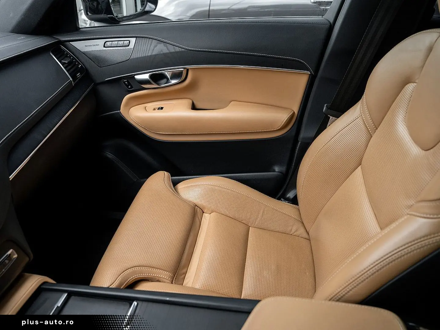 VOLVO XC90 T8 Plus Bright