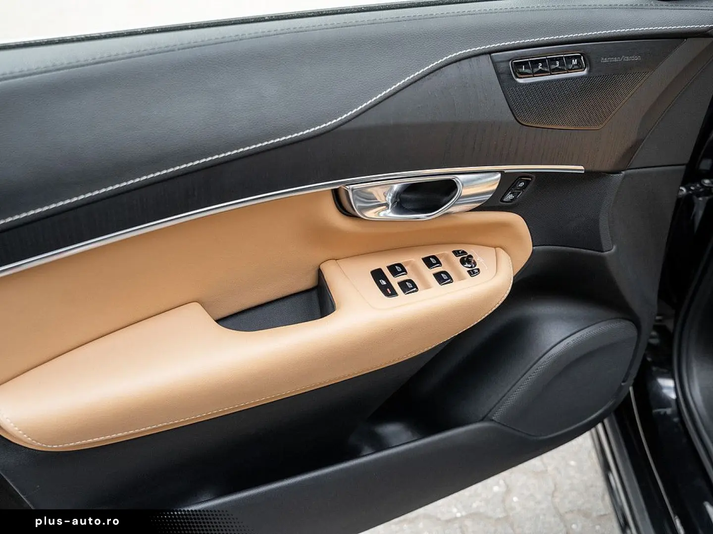 VOLVO XC90 T8 Plus Bright