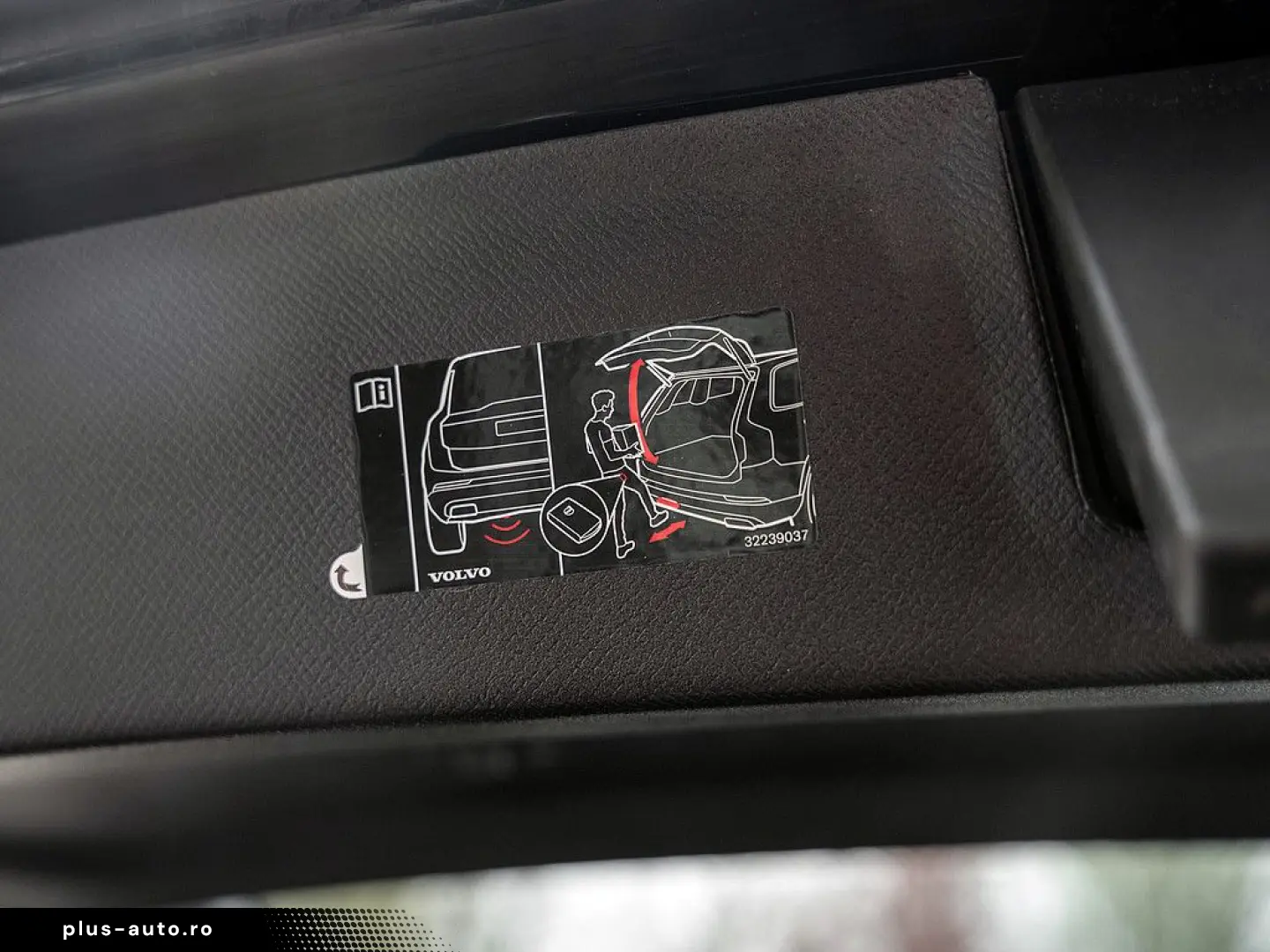 VOLVO XC90 T8 Plus Bright