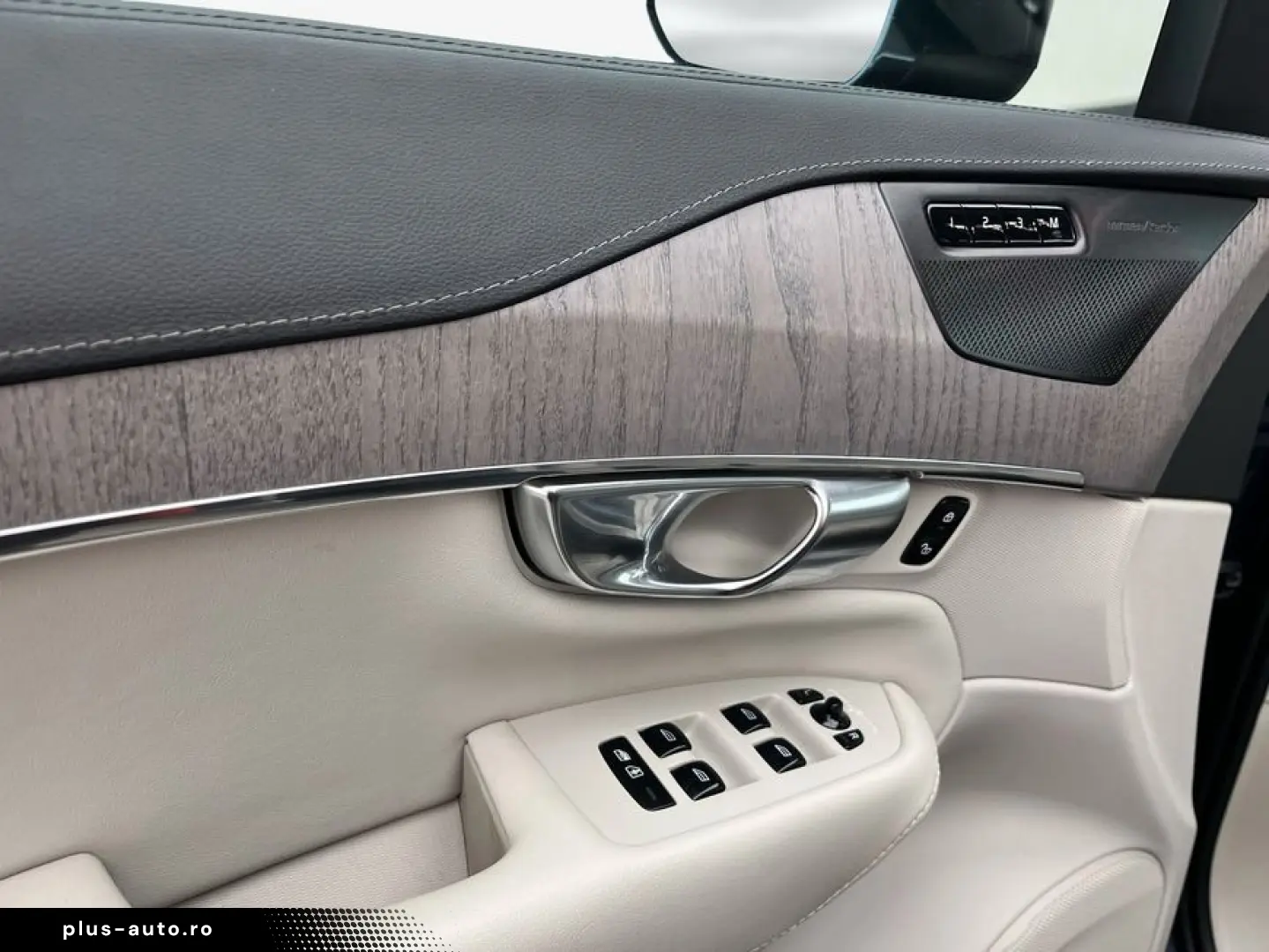 VOLVO XC90 T8 AWD Recharge Plus Bright